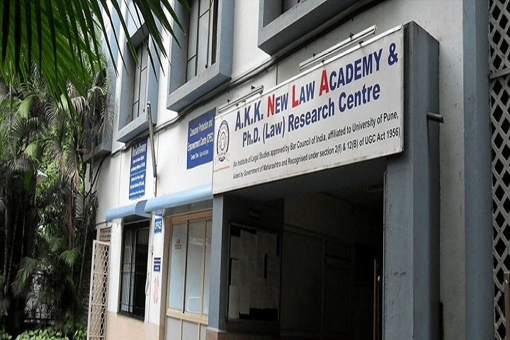 https://cache.careers360.mobi/media/colleges/social-media/media-gallery/9449/2020/12/3/Campus View of MCE Societys AKK New Law Academy and PhD Research Centre Pune_Campus-View.jpg